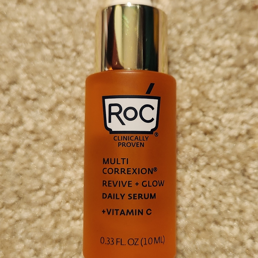 RoC MULTI CORREXION® Revive And Glow Daily Serum, .33oz/10ml